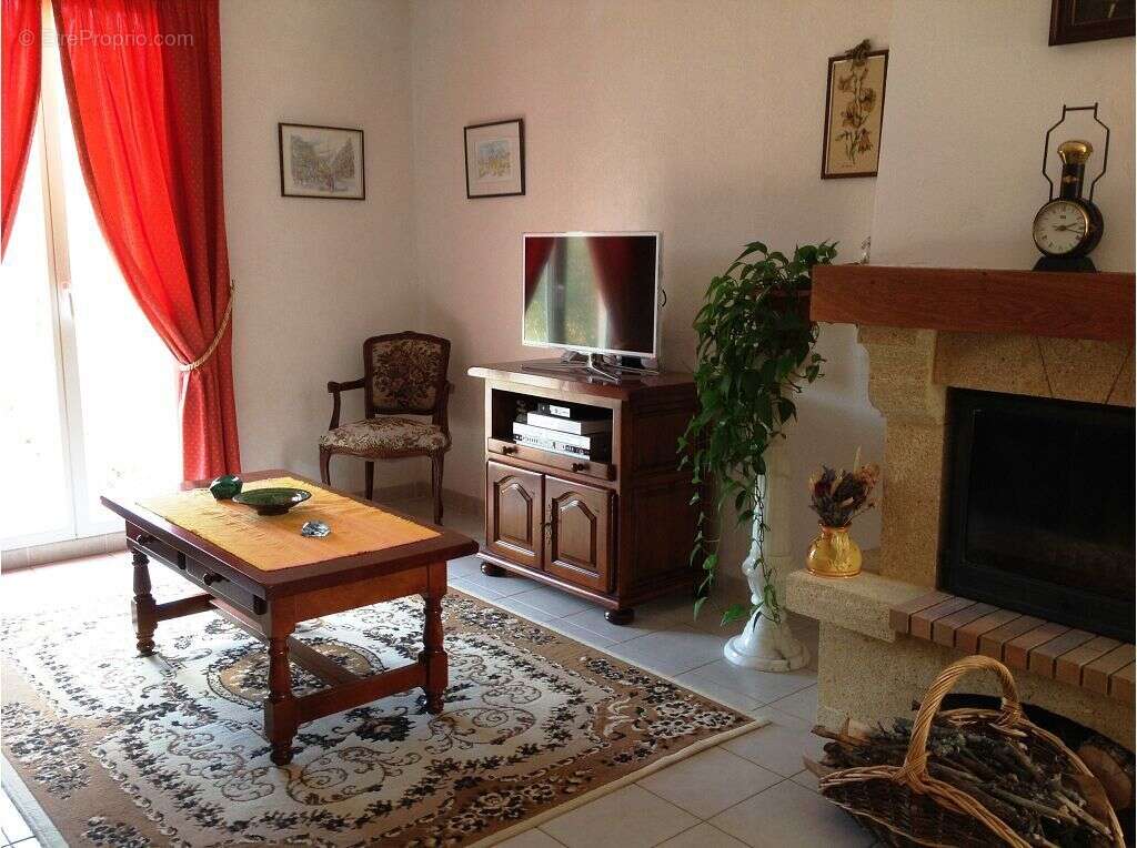 Maison à BAUDINARD-SUR-VERDON