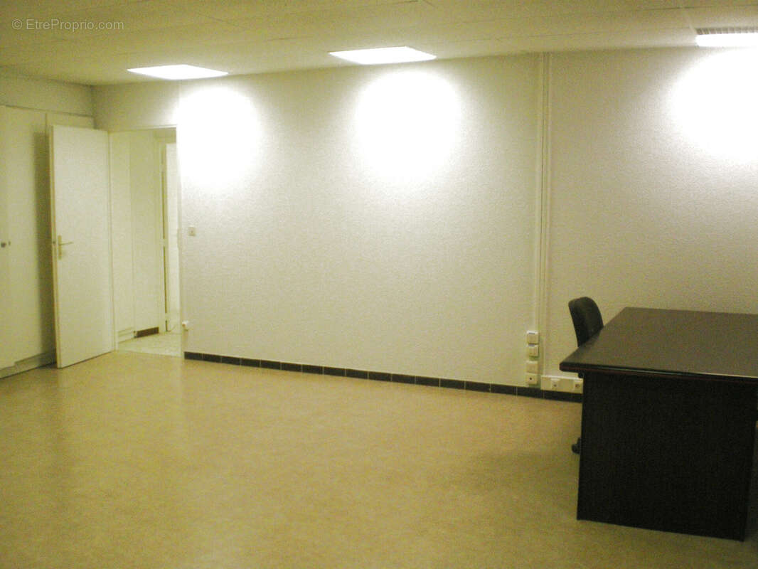 Commerce à PONT-SAINT-ESPRIT