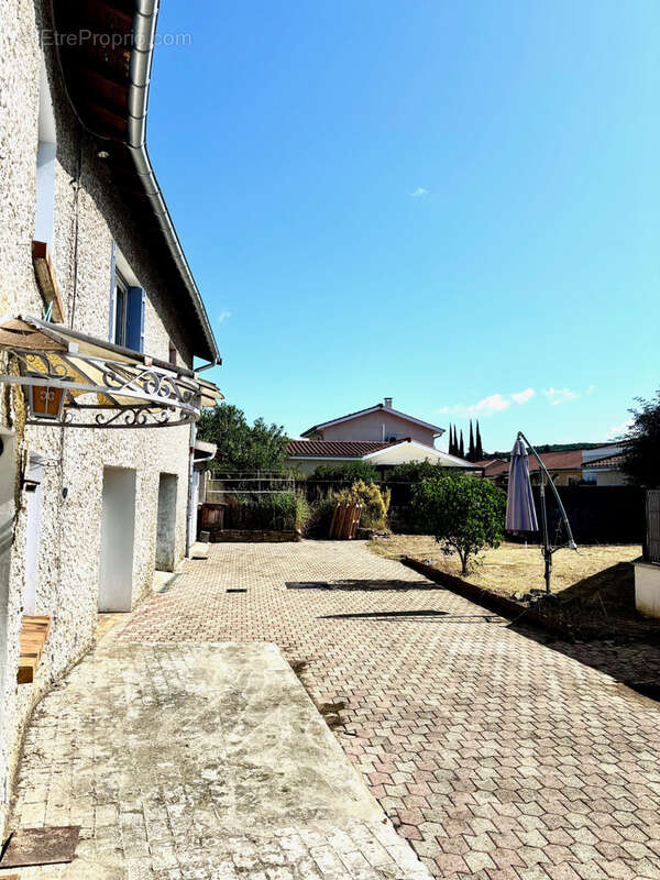 Maison à CHAMAGNIEU