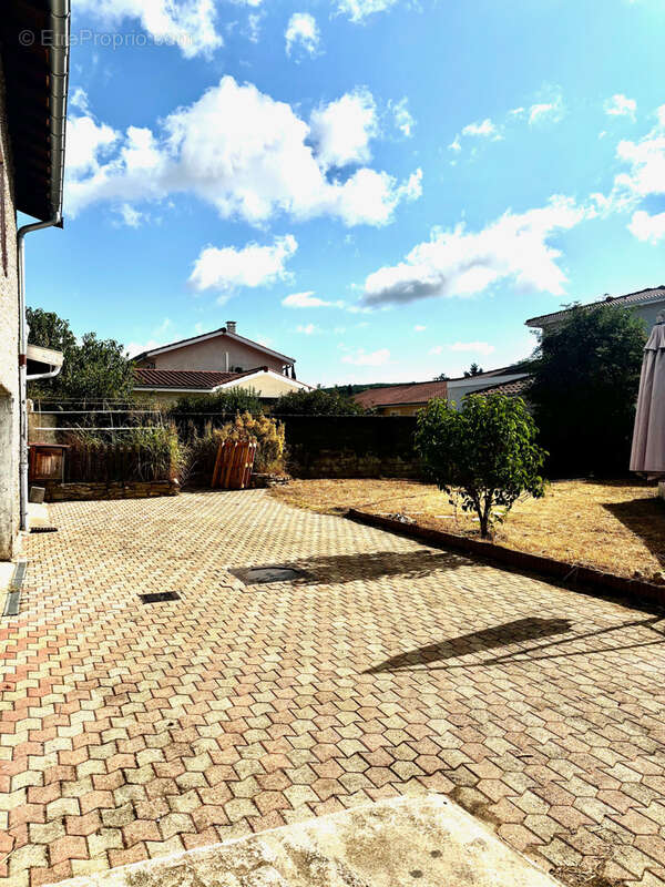 Maison à CHAMAGNIEU