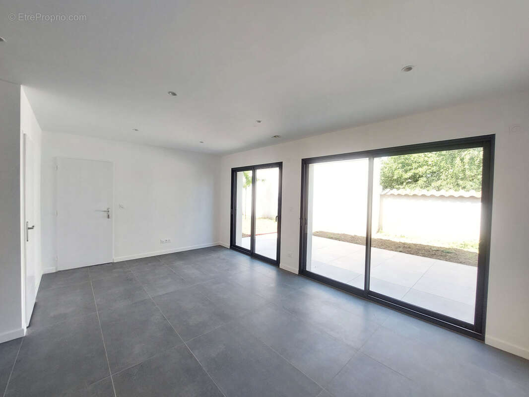 Maison à VILLEFRANCHE-SUR-SAONE