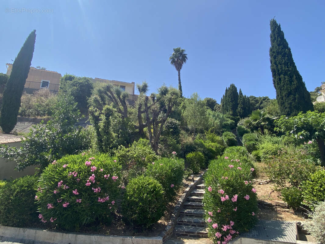 Maison à LA LONDE-LES-MAURES