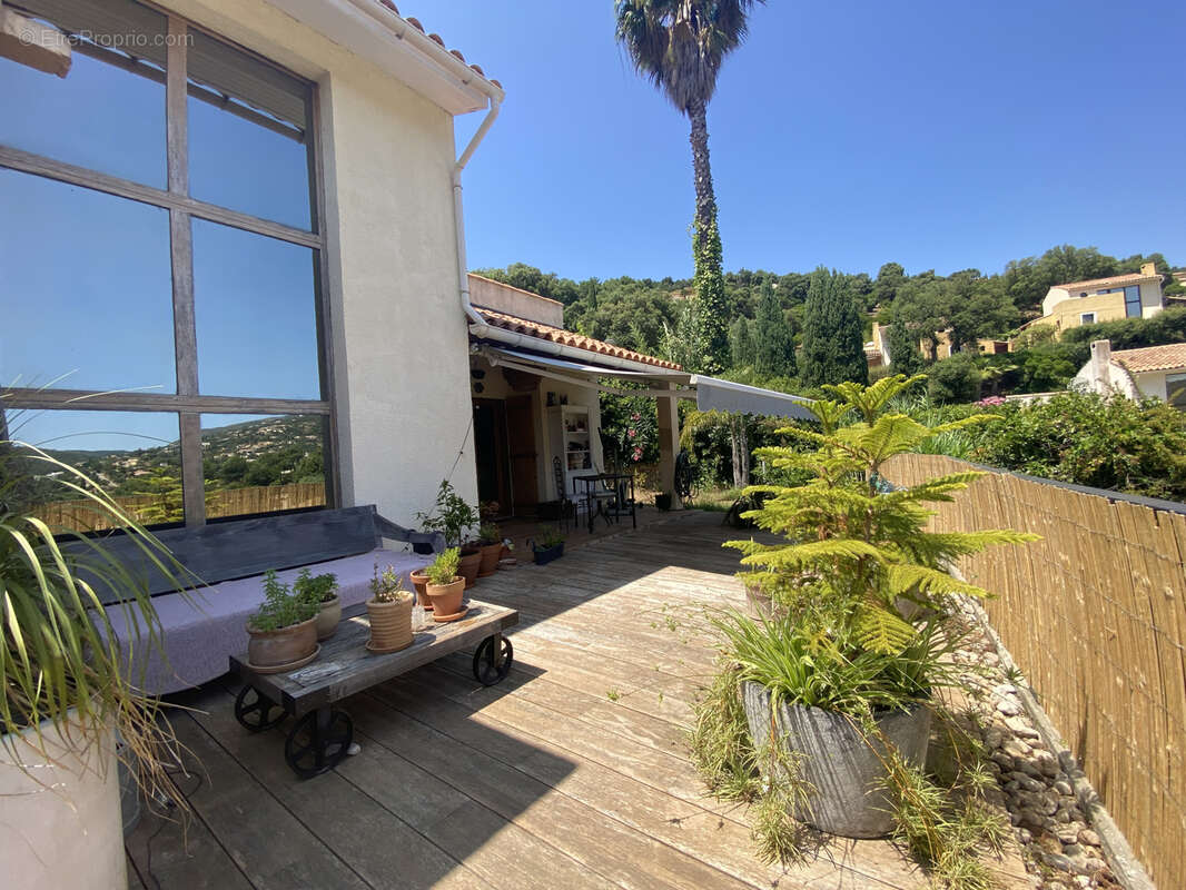 Maison à LA LONDE-LES-MAURES