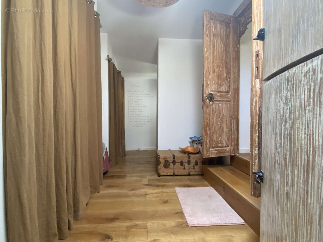 Maison à LA LONDE-LES-MAURES