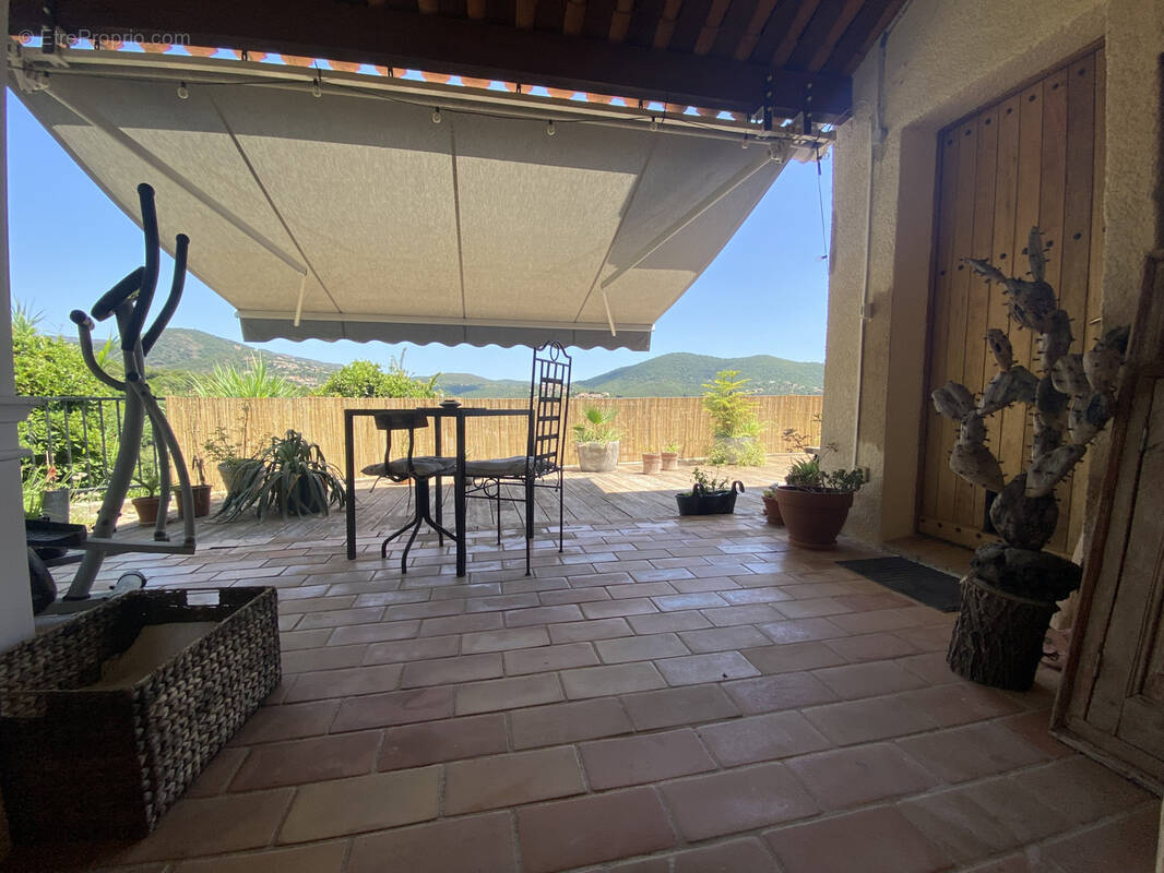 Maison à LA LONDE-LES-MAURES