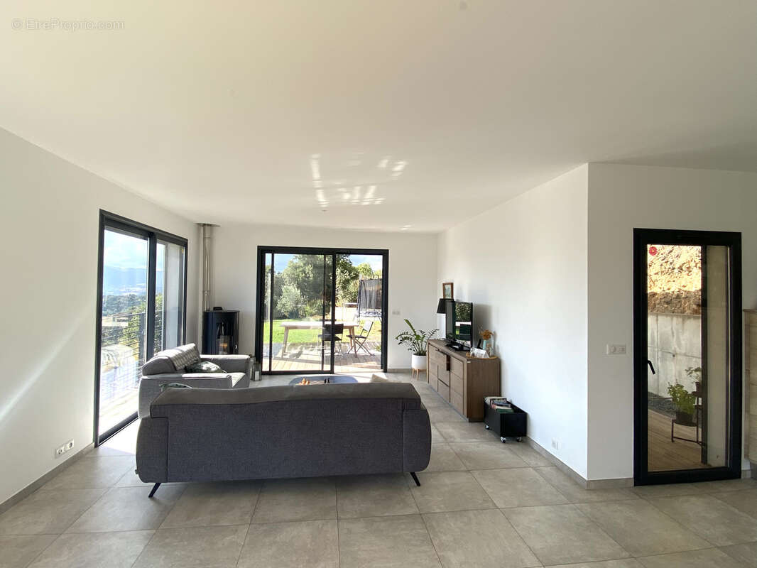 Maison à CANAVAGGIA