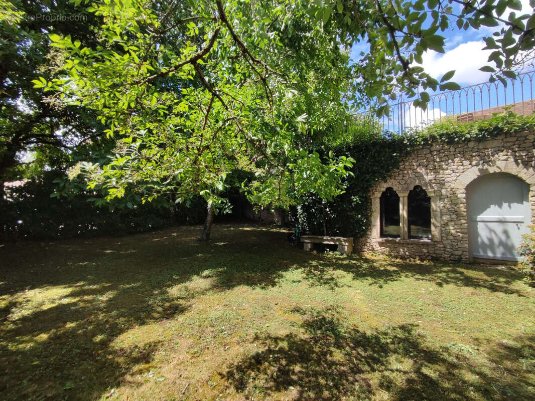 Maison à AUNAY-SOUS-AUNEAU