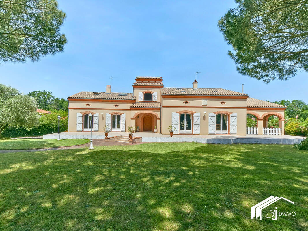 Maison à CORNEBARRIEU