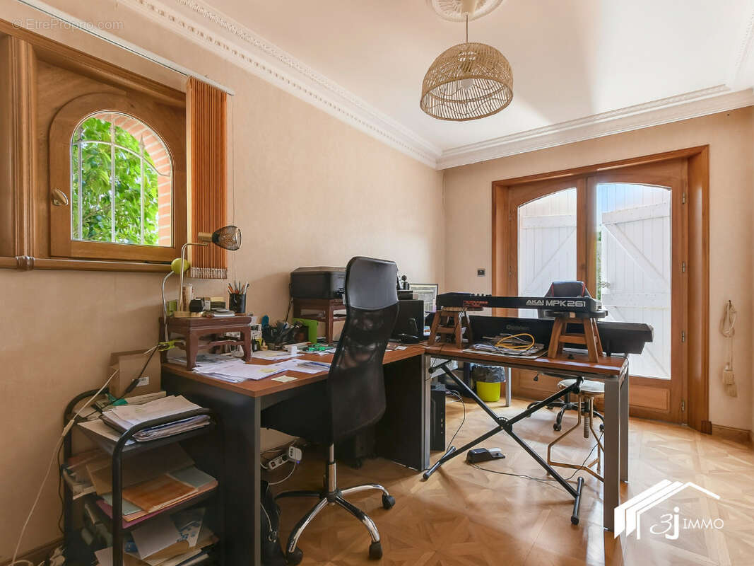 Maison à CORNEBARRIEU