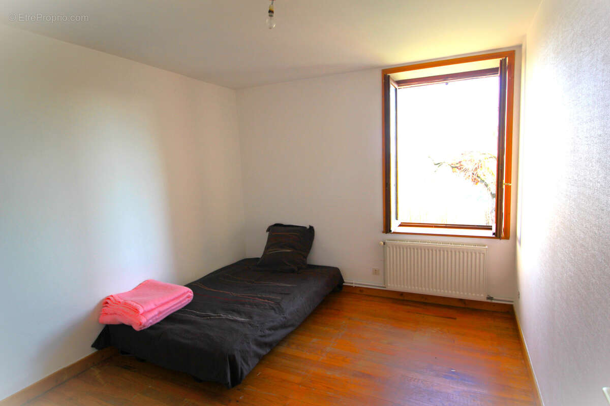 Maison à SAINT-GERMAIN-LAVAL