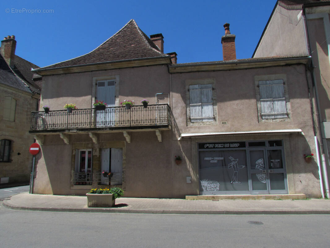 Appartement à EXCIDEUIL