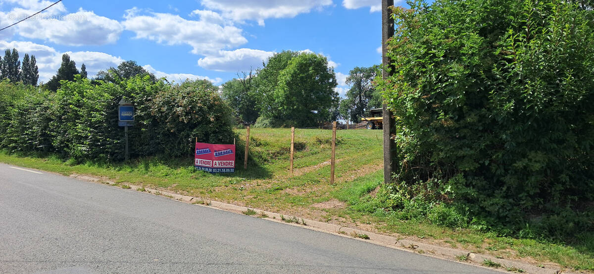 Terrain à LINZEUX
