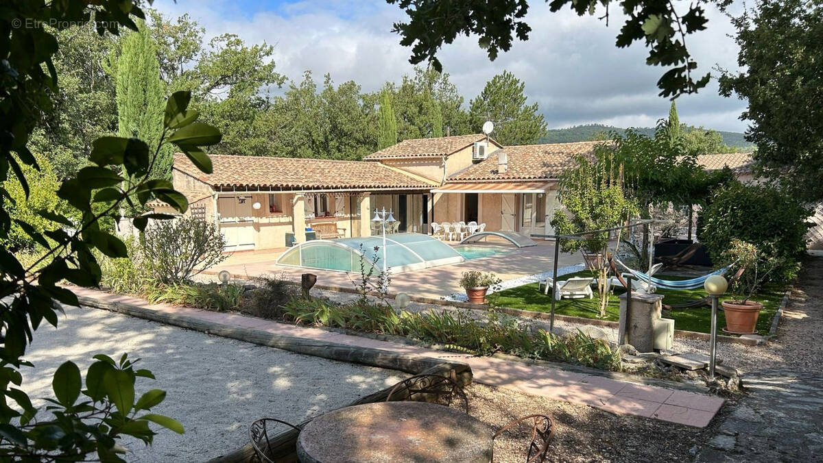 Maison à FORCALQUEIRET