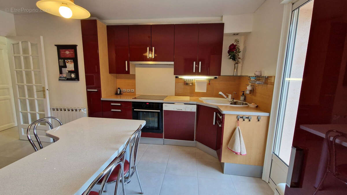 Maison à FORCALQUEIRET