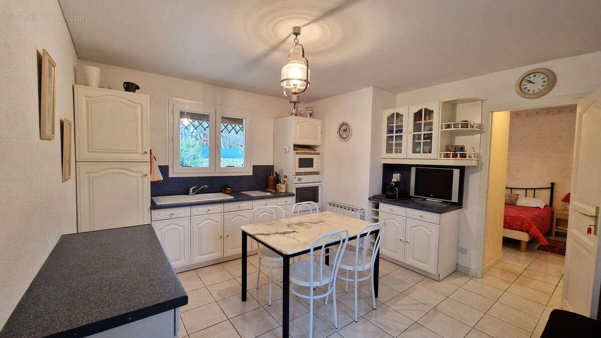 Maison à FORCALQUEIRET