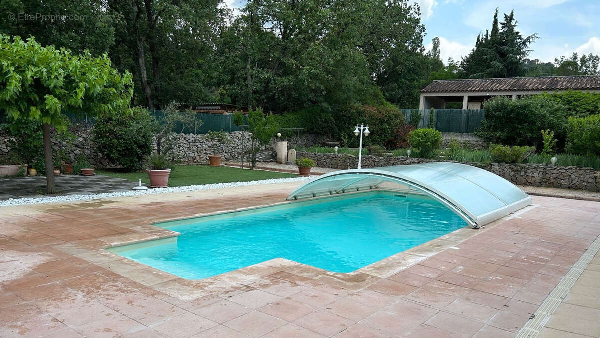 Maison à FORCALQUEIRET