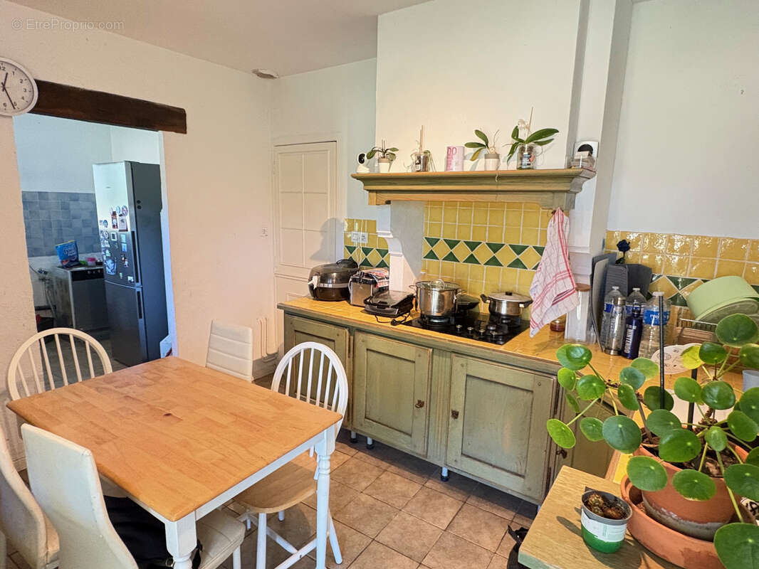 Maison à SAINT-CLAR-DE-RIVIERE