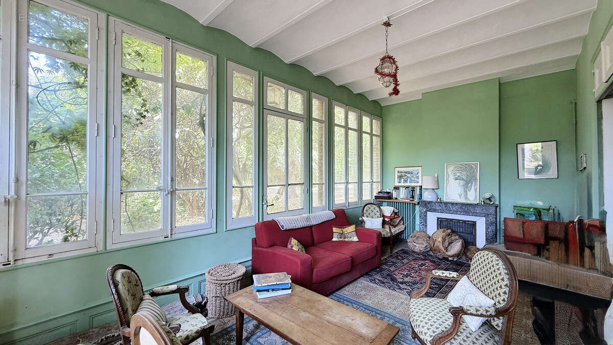 Maison à LA VALETTE-DU-VAR