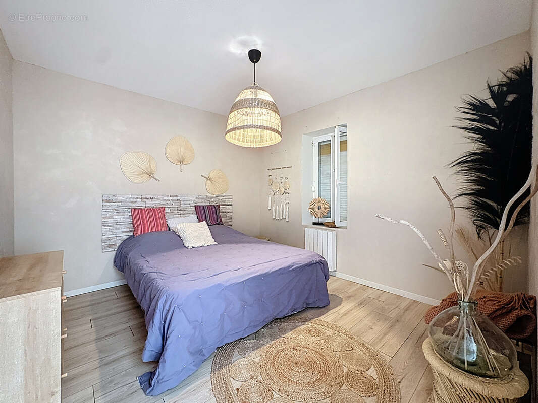 Maison à CAUROY-LES-HERMONVILLE