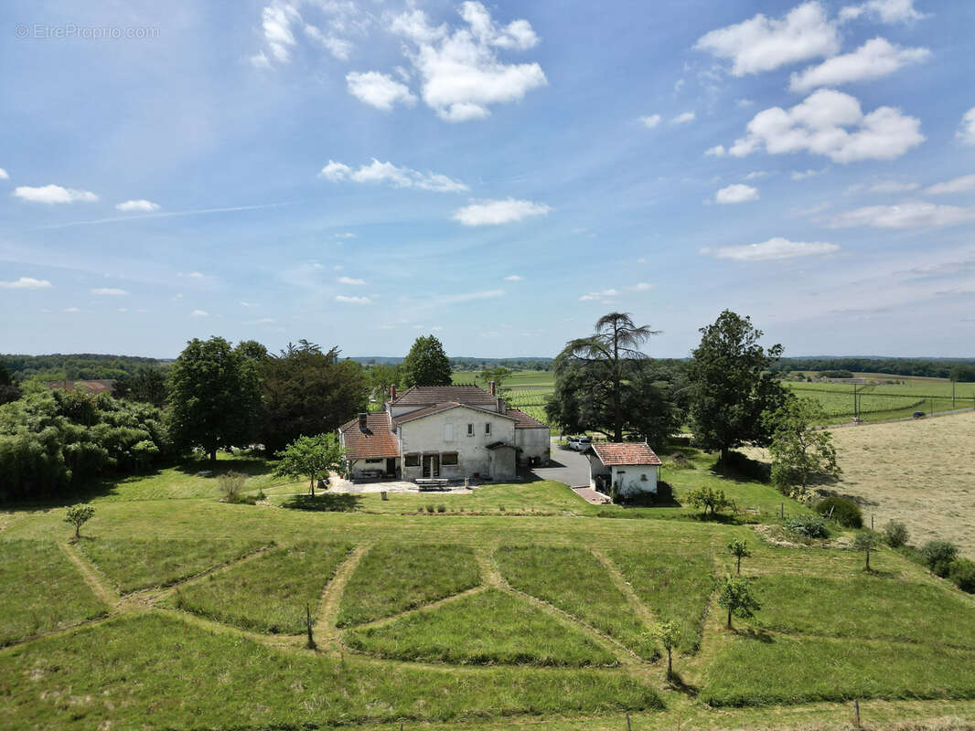 Maison à SAUVETERRE-DE-GUYENNE
