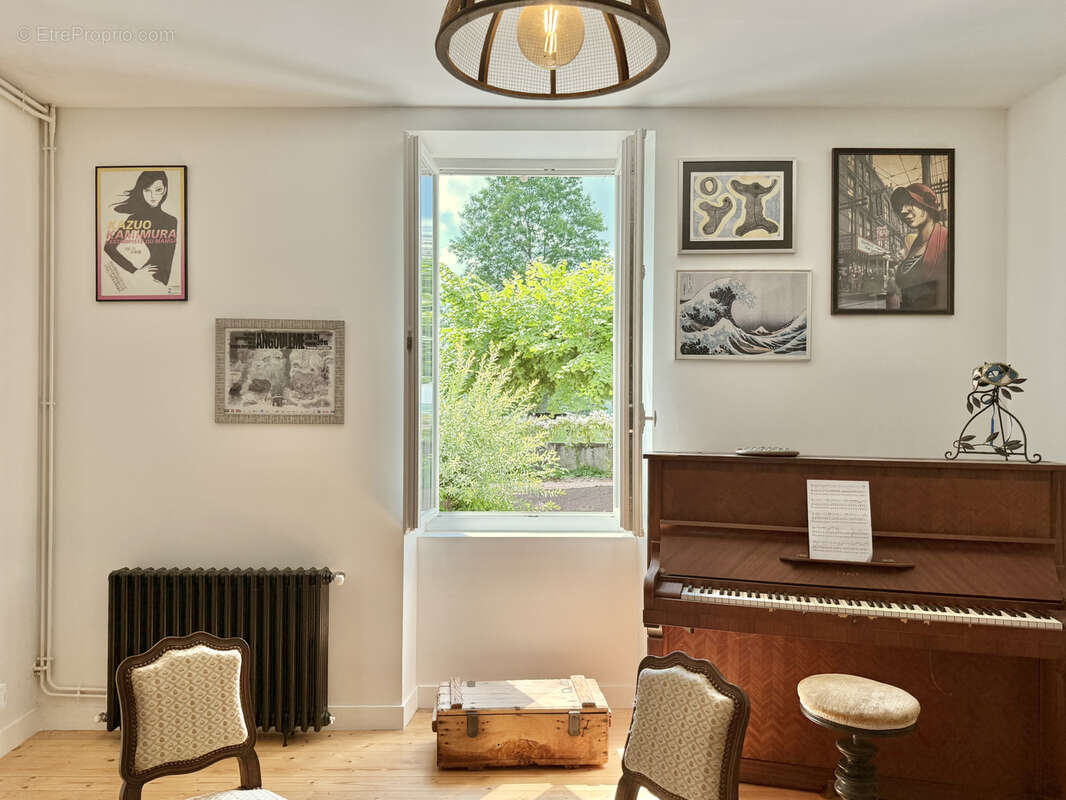 Maison à SAUVETERRE-DE-GUYENNE