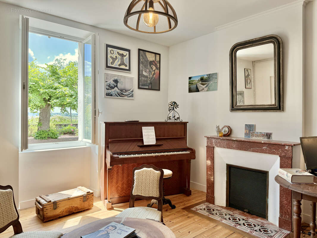 Maison à SAUVETERRE-DE-GUYENNE