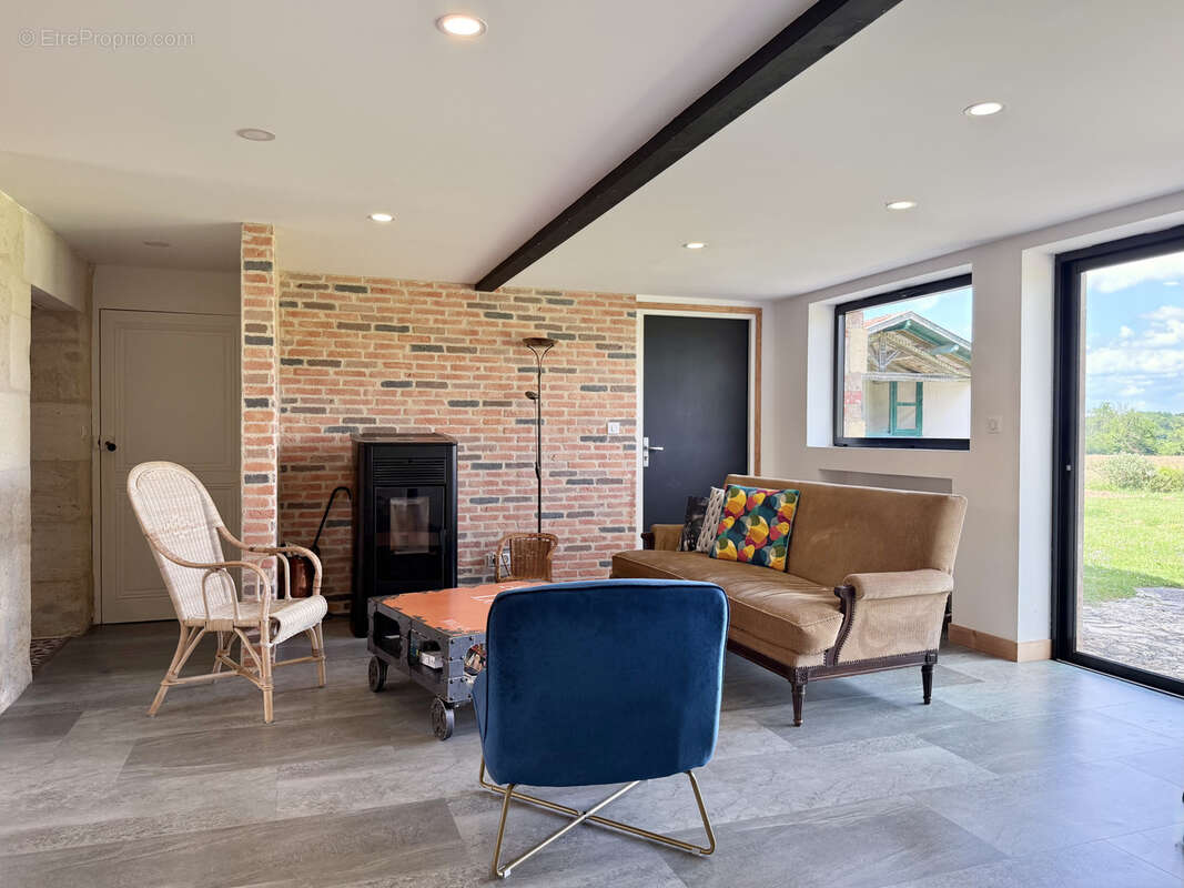 Maison à SAUVETERRE-DE-GUYENNE