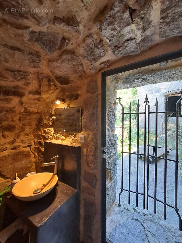 Maison à SAINTE-MARGUERITE-LAFIGERE