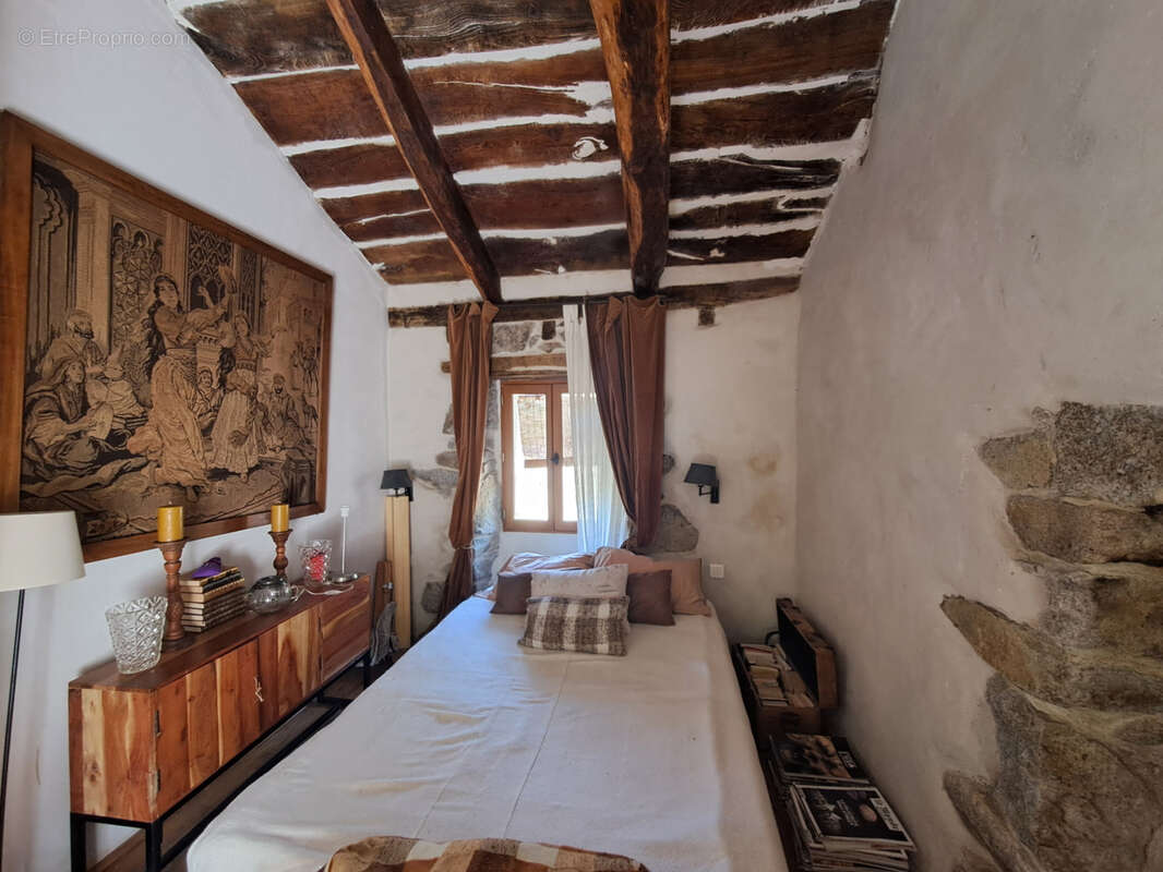 Maison à SAINTE-MARGUERITE-LAFIGERE