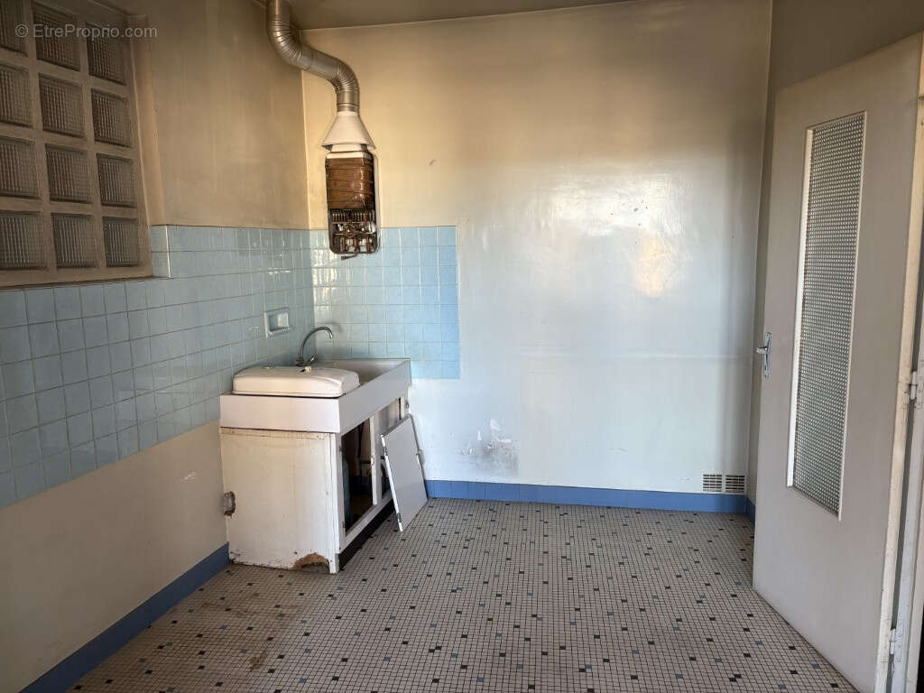 Maison à ARNAC-POMPADOUR