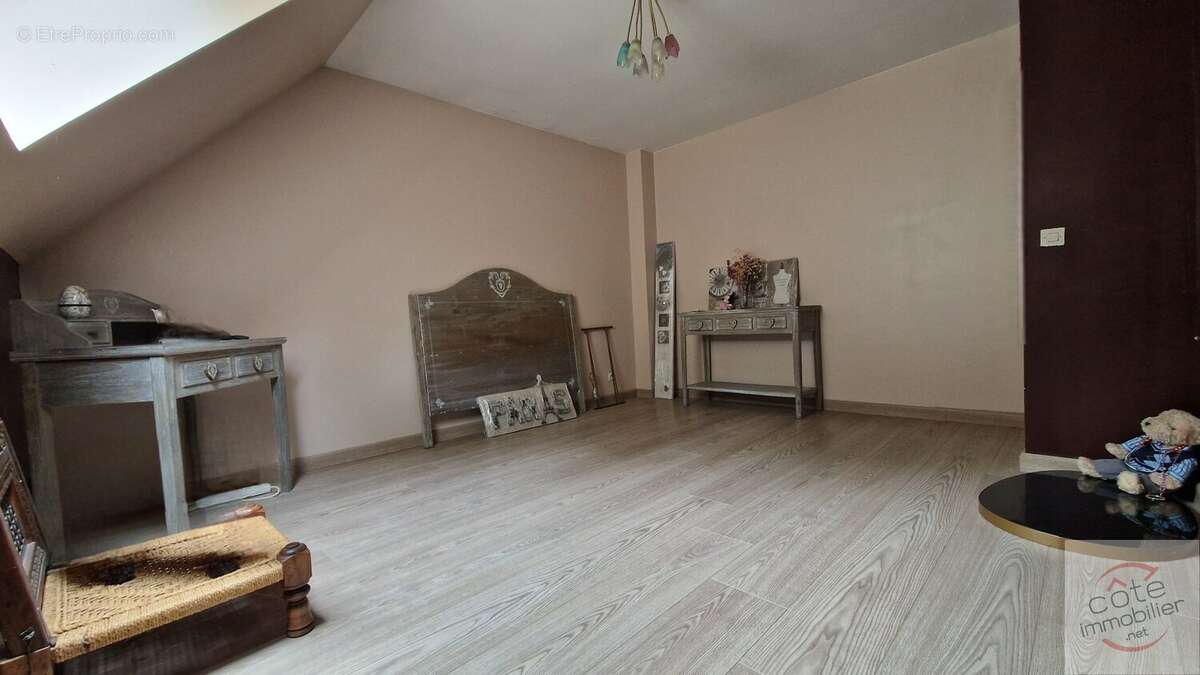 Maison à ROCHEFORT-EN-YVELINES