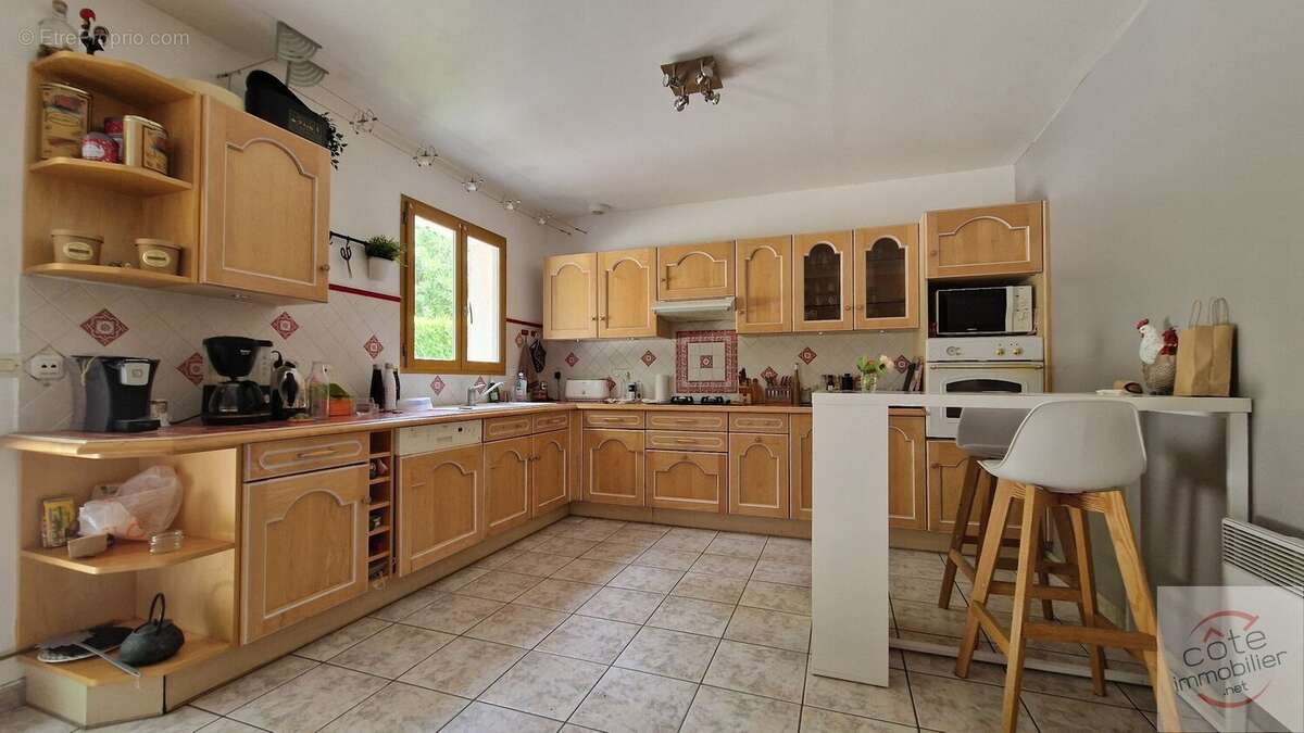 Maison à ROCHEFORT-EN-YVELINES