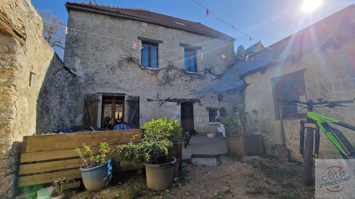 Maison à DENONVILLE