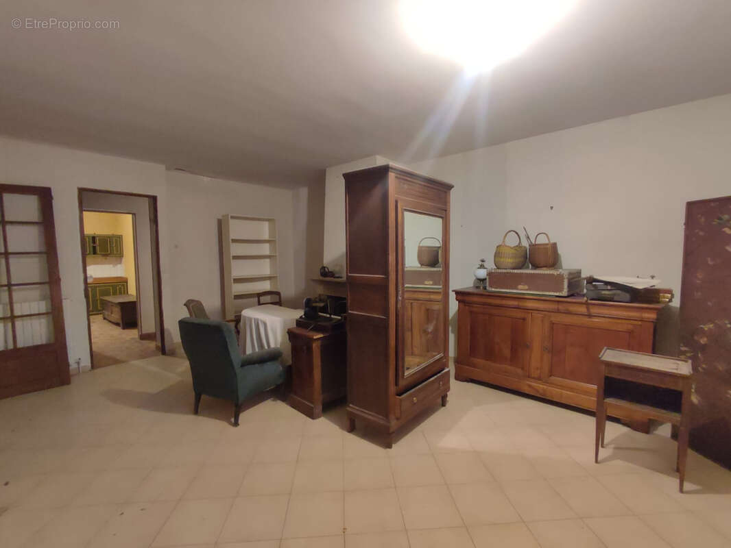 Maison à LIVRY-SUR-SEINE