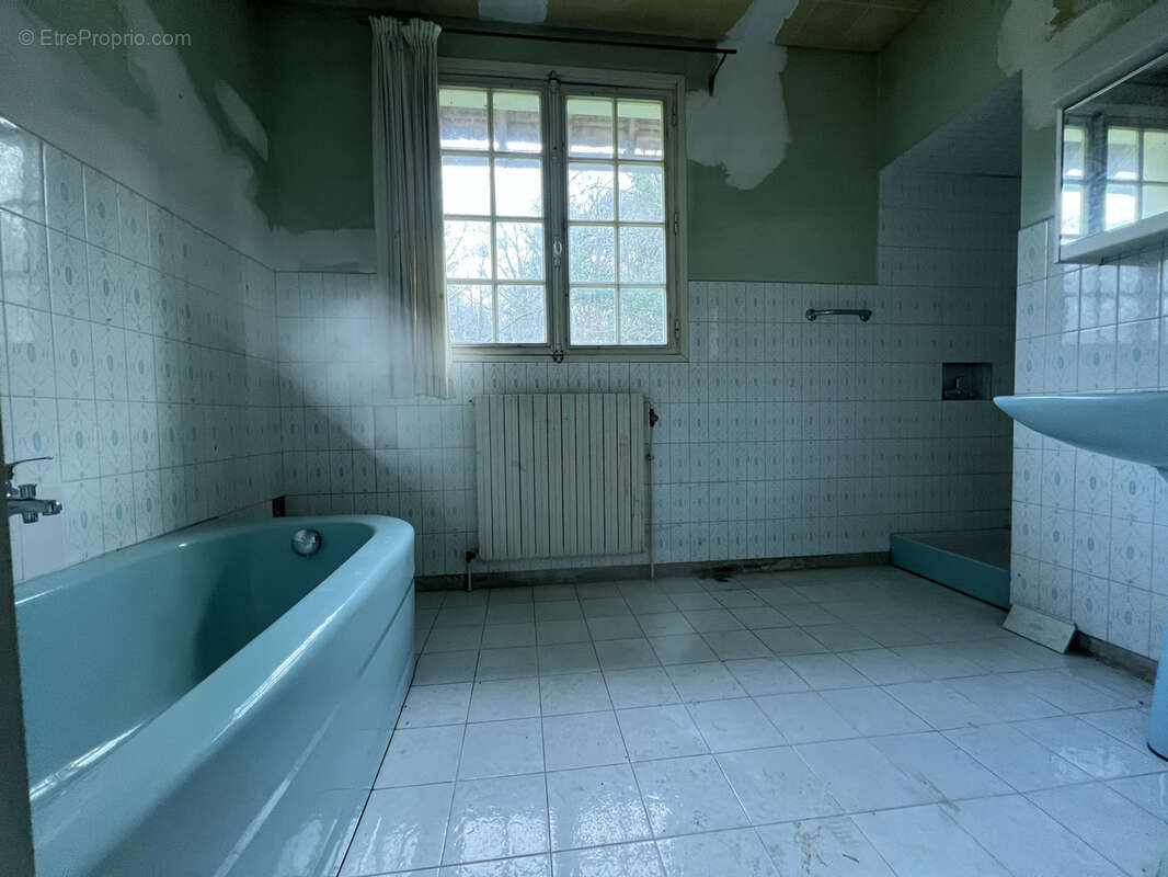 Maison à LIVRY-SUR-SEINE