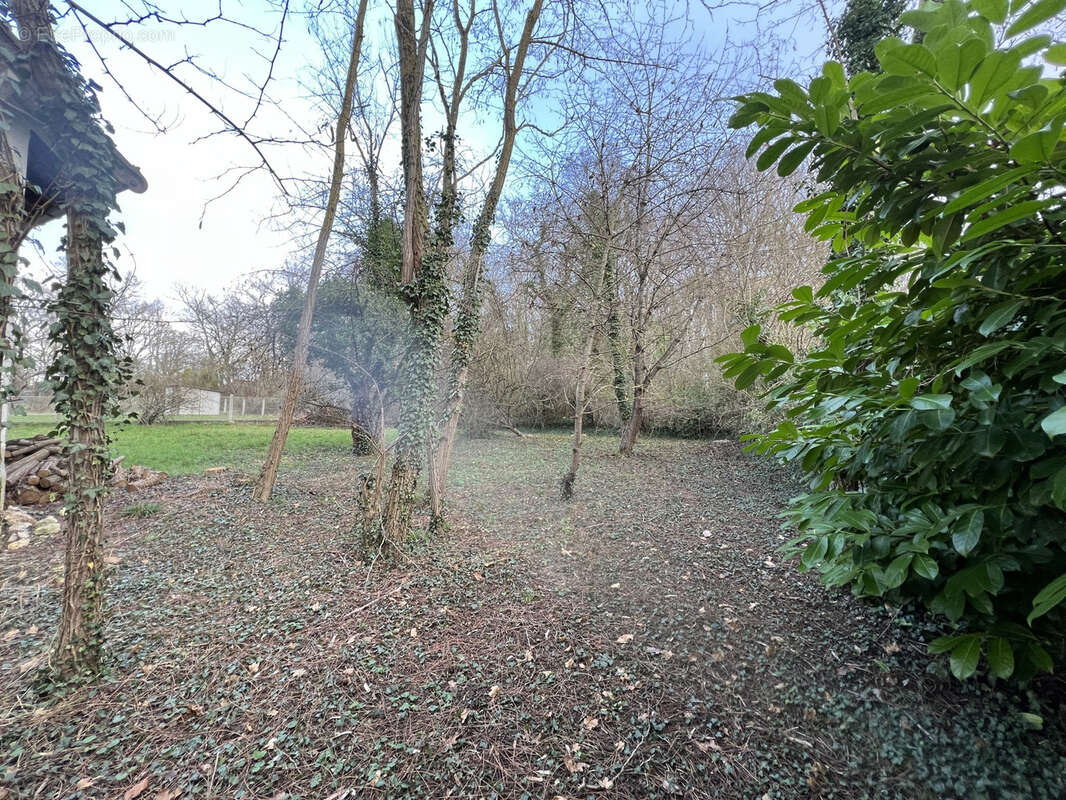 Maison à LIVRY-SUR-SEINE