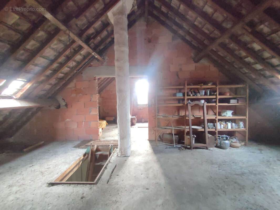 Maison à LIVRY-SUR-SEINE