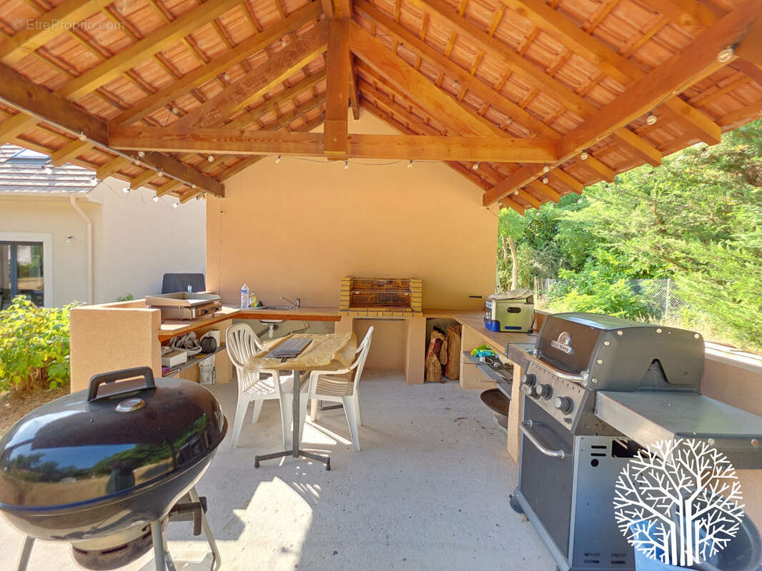 Maison à NOISY-SUR-ECOLE