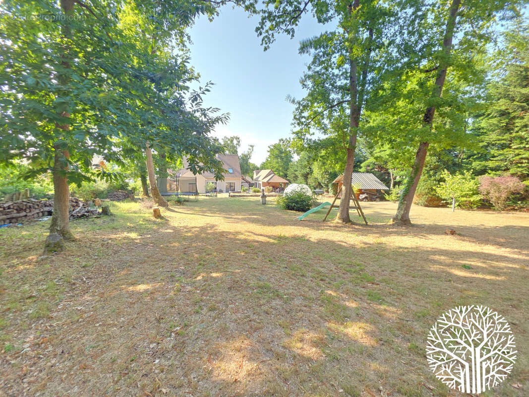 Maison à NOISY-SUR-ECOLE