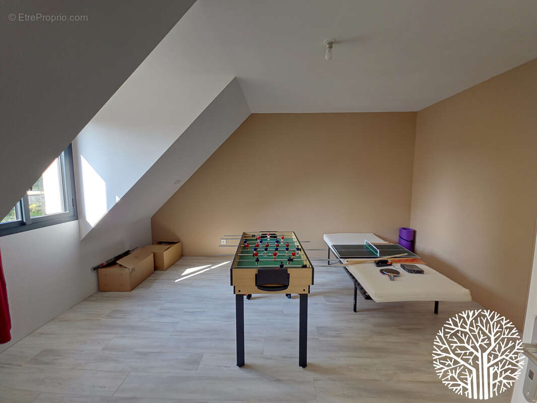 Maison à NOISY-SUR-ECOLE