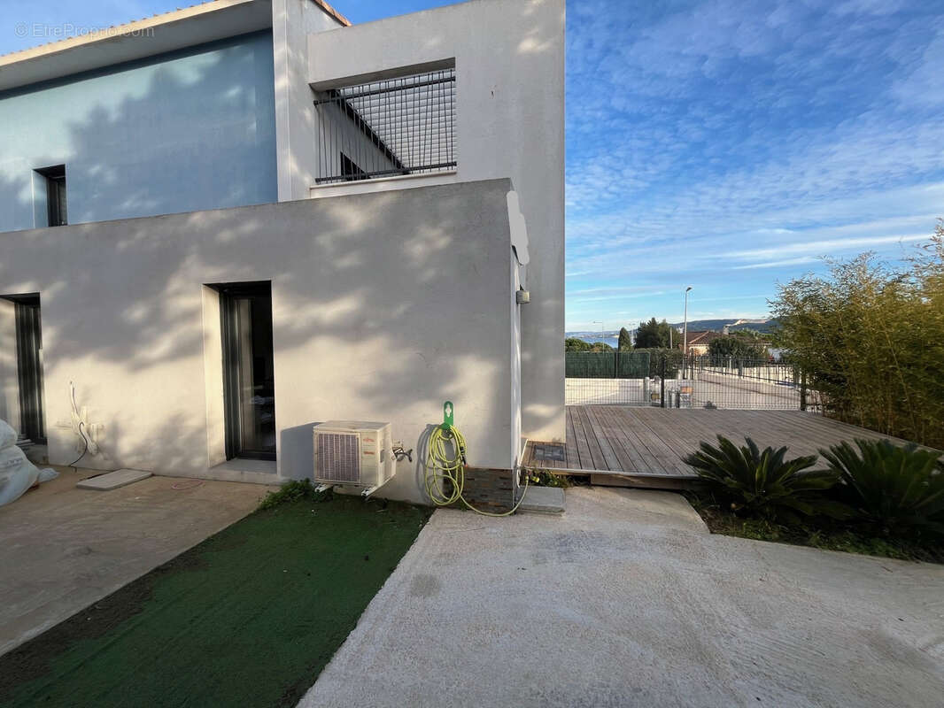 Commerce à MARTIGUES