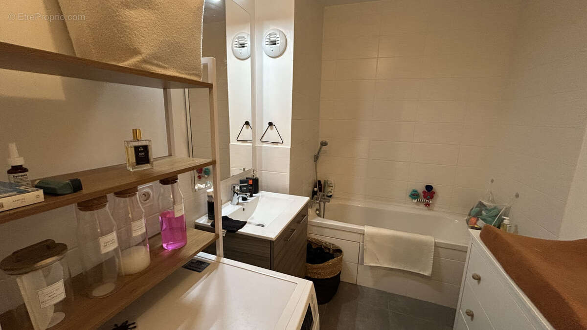 Appartement à TOURNON-SUR-RHONE