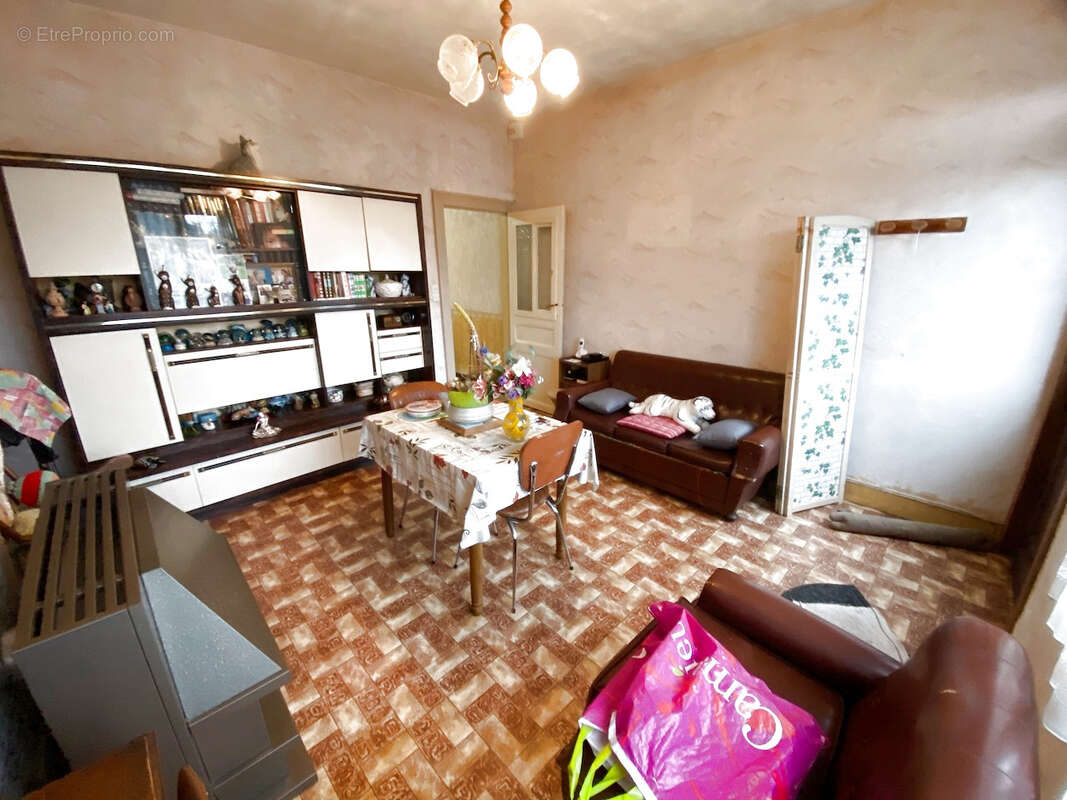 Maison à RECQUIGNIES