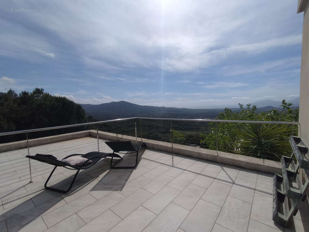 Maison à ECCICA-SUARELLA