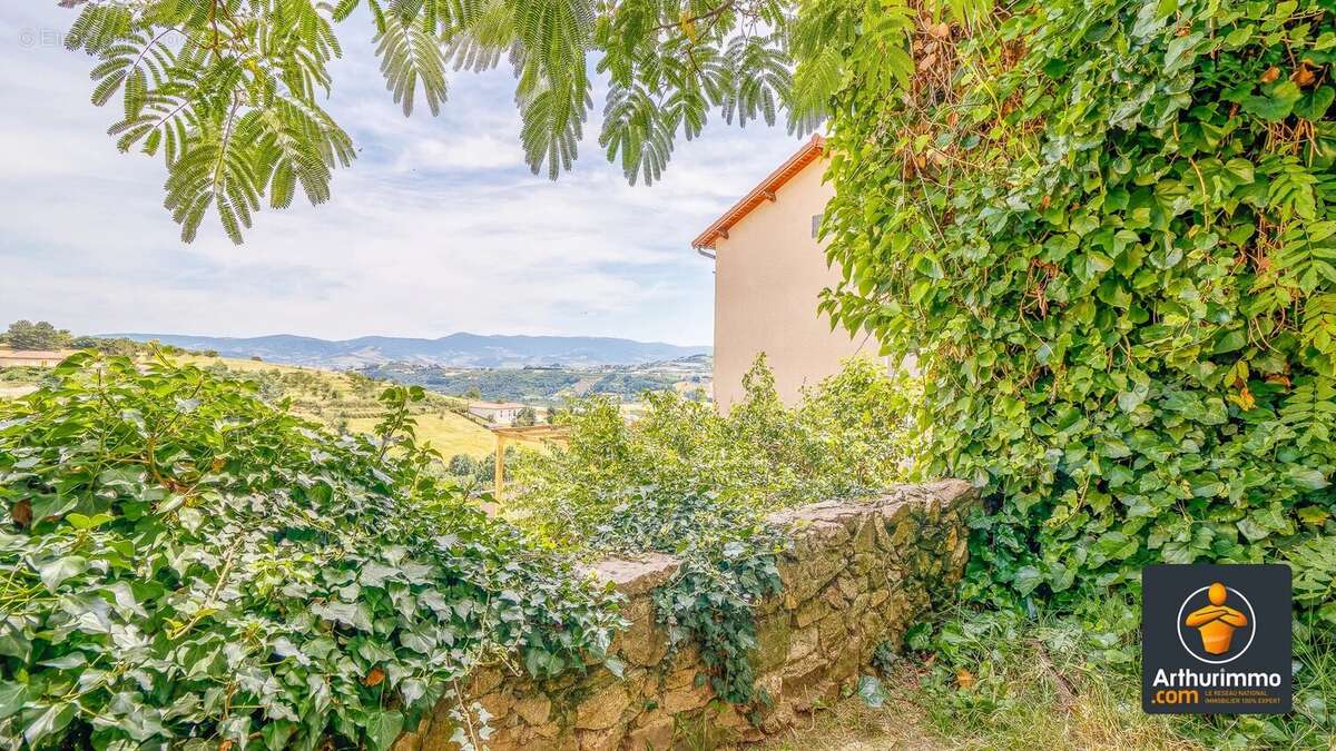 Maison à SAINT-ROMAIN-EN-JAREZ