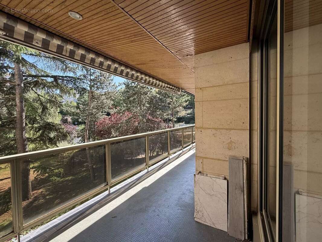 Appartement à SAINT-CLOUD