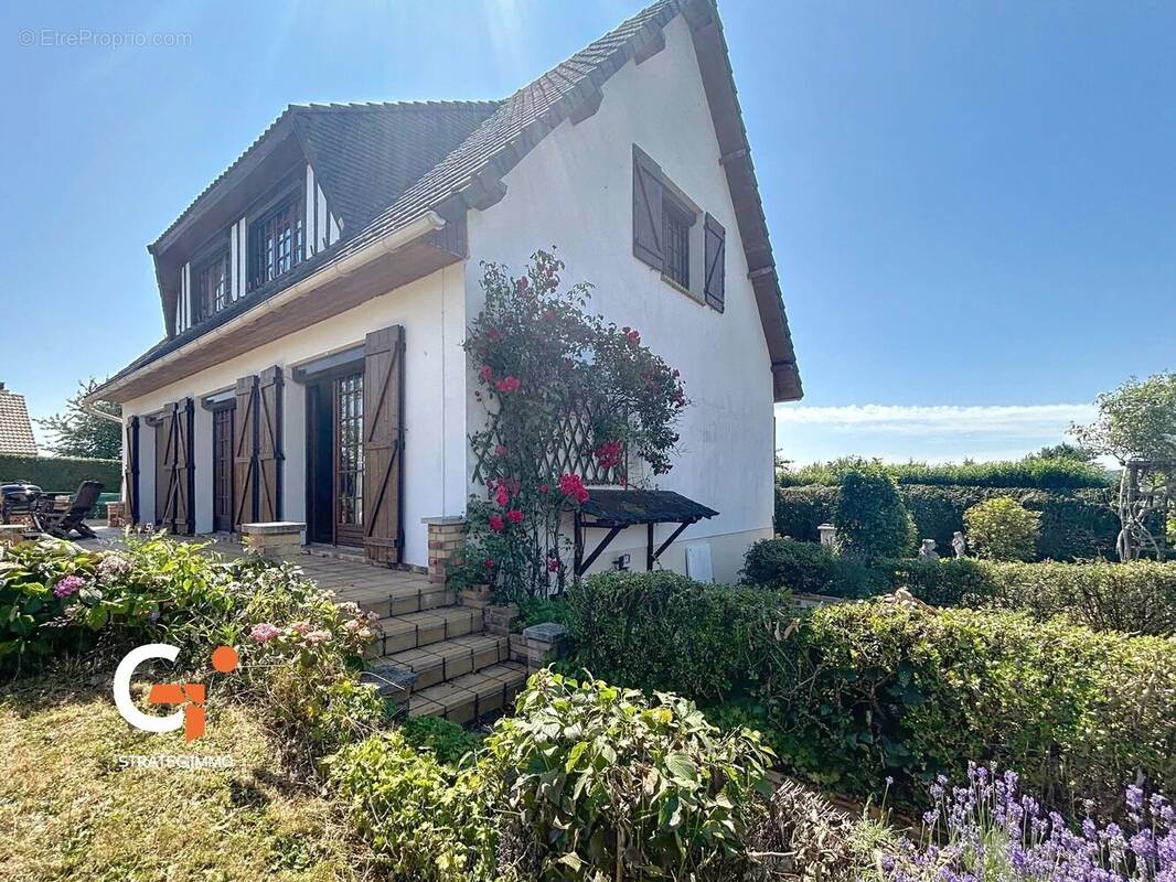 Maison à ANNEVILLE-AMBOURVILLE