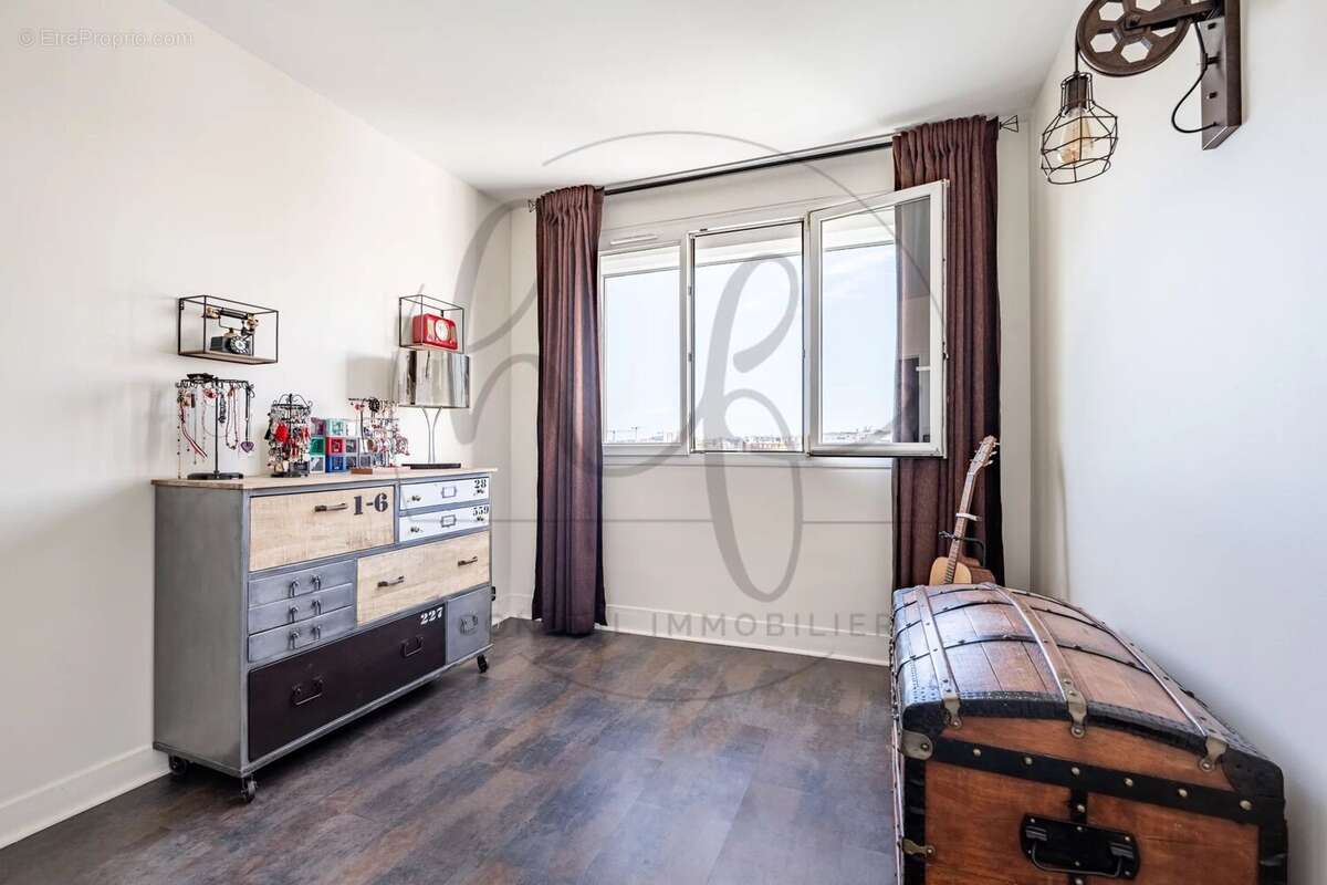 Appartement à BOIS-COLOMBES