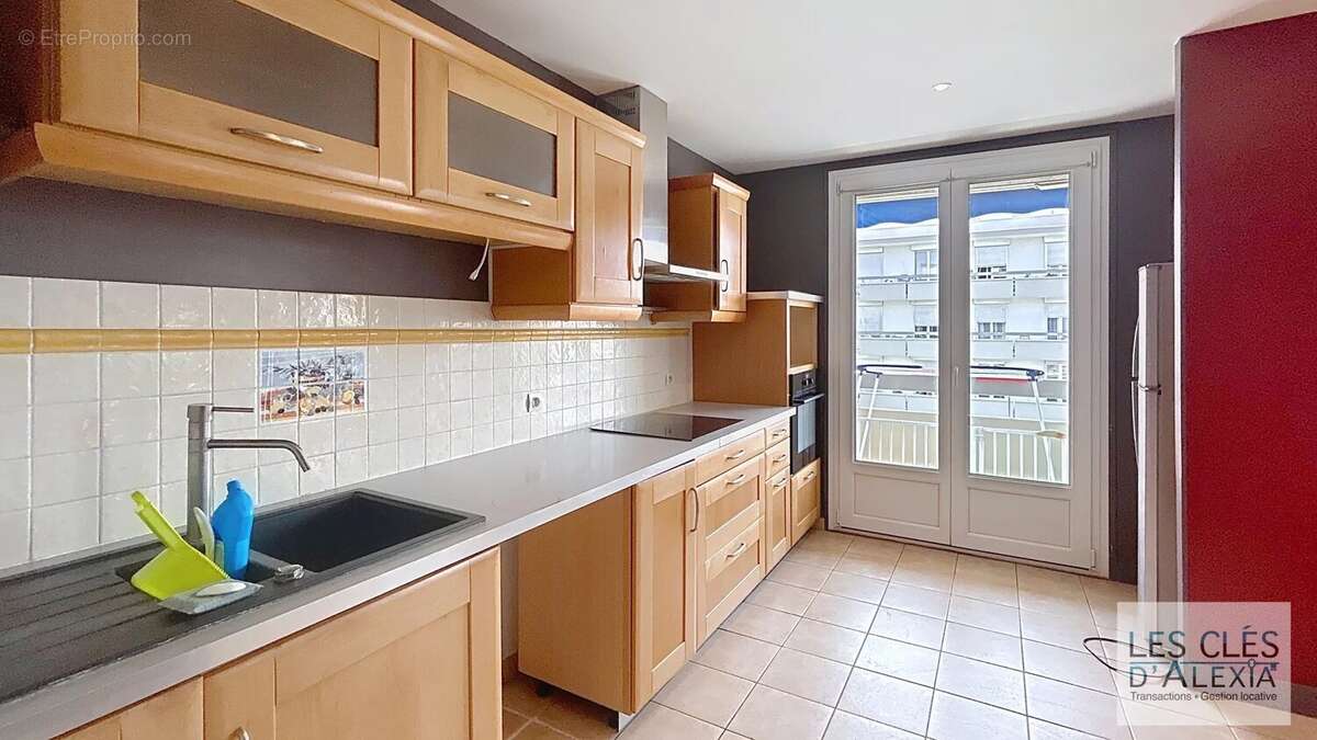 Appartement à LYON-8E