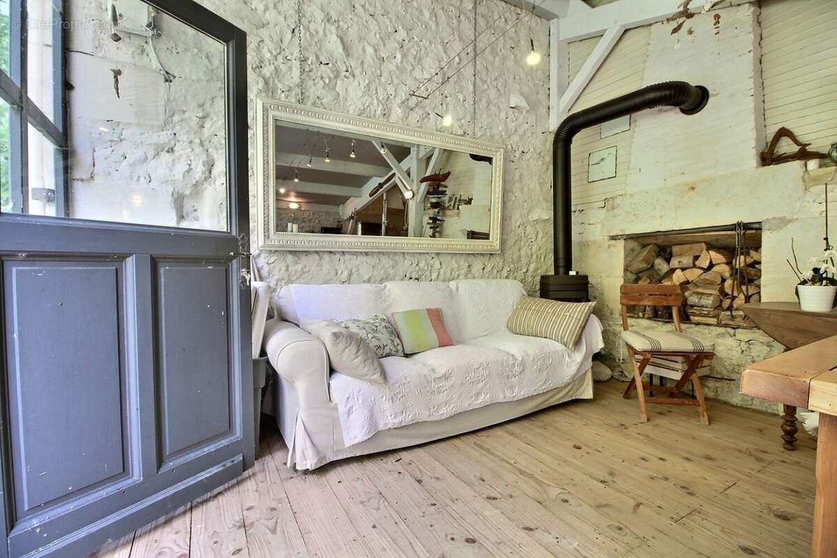 exposio_0047.jpg - Maison à SAINT-MAIXENT-L&#039;ECOLE